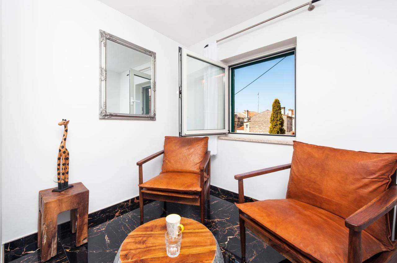 Dolce Studio Apartmani 罗维尼 外观 照片