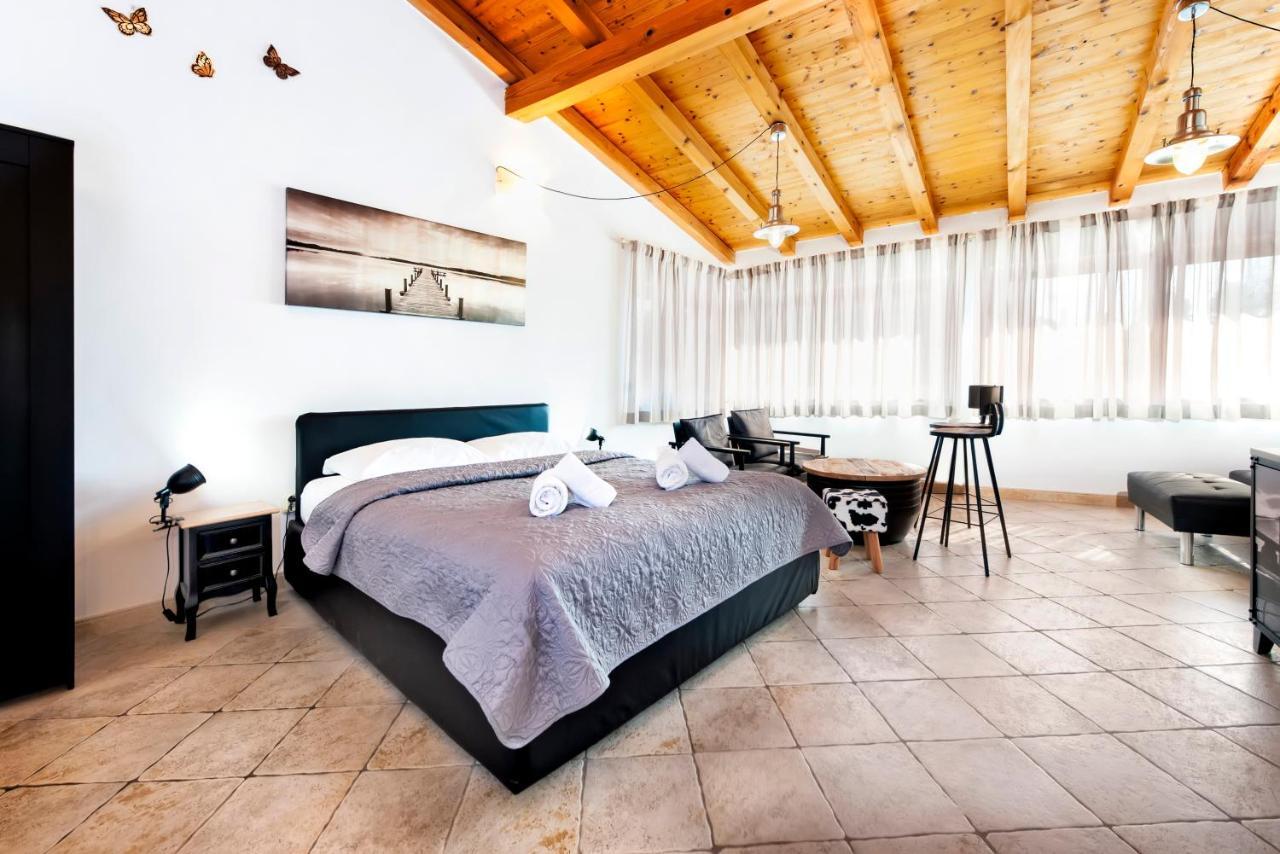 Dolce Studio Apartmani 罗维尼 外观 照片